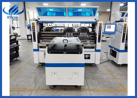 Ultrahoge snelheid 136 PCs van hoofden voor om het even welke lengte van flexibele strook SMT mounter