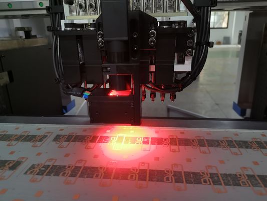 Het LEIDENE de Automatische Opzetten van SMT Intelligente Dubbele Hoofdvoeder van de Machine Hoge Precisie 4W CPH