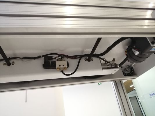 De Volledige automatische Lader 220V 50HZ van SMT in productielijn Pneumatische klem