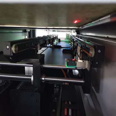 Multifunctionele 45000CPH-lens die machine met 12 hoofdsmt machine maken