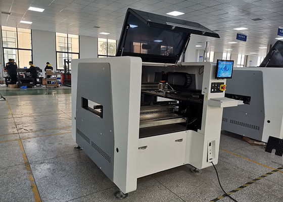 De vertoning van de correctie10pcs hoofden van het hoge precisieteken smt plukt en plaatst machine