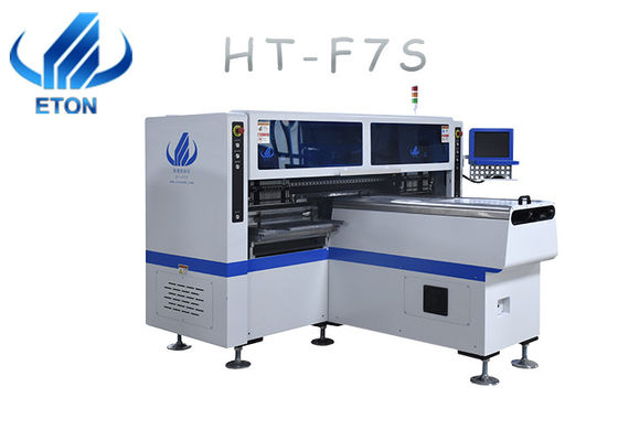 68 LEIDENE van de Voedersvertoning Oogst en de Groep die van de Plaatsmachine afzonderlijk het Plaatsen plukken