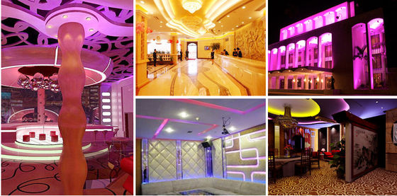 Broodje om het LEIDENE Strook Opzetten Machineoogst te rollen en Machine25w Cph 68Pcs Hoofden te plaatsen